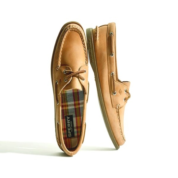 ASOS Shoes - NWOT Sperry Original Top Siders Boat Shoes Sahara